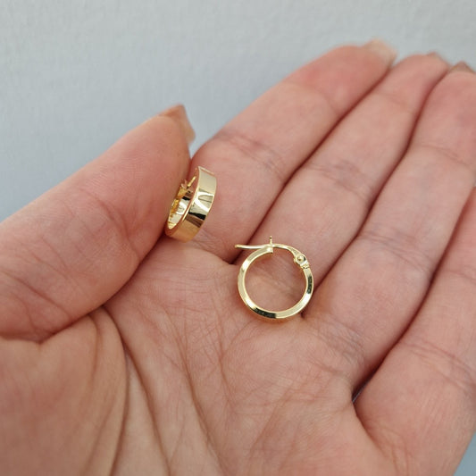 Creoler kantiga i 18k guld
