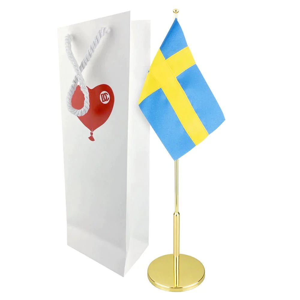 Flaggstång Svensk flagga i mässing 40cm hög