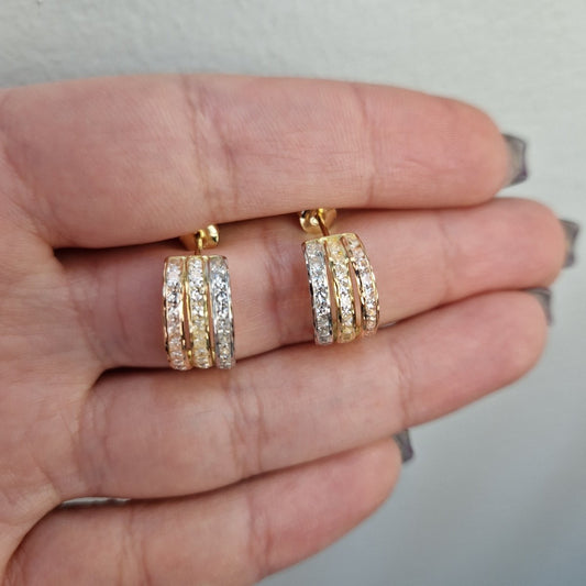 Halv creoler i 3 färgat 18k guld