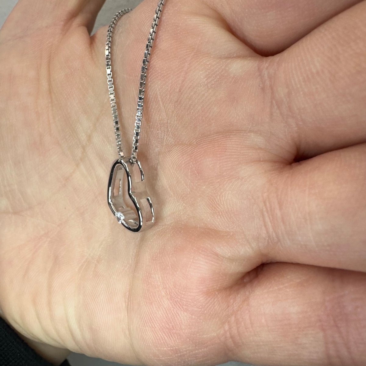 Hängsmycke hjärta med sten i silver