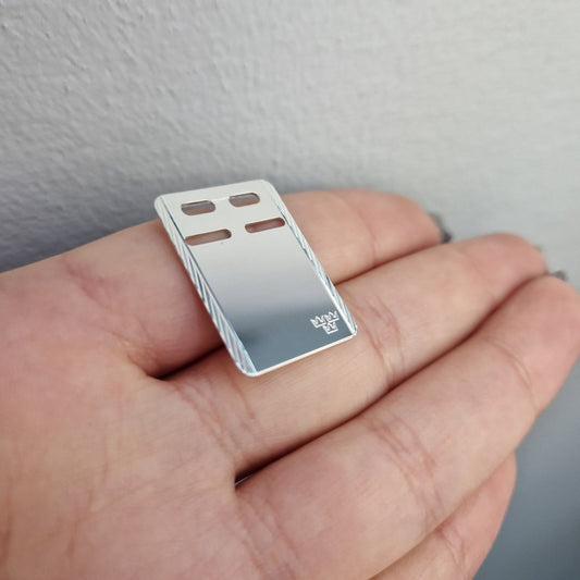 ID-Bricka silver facetterad 27x19mm