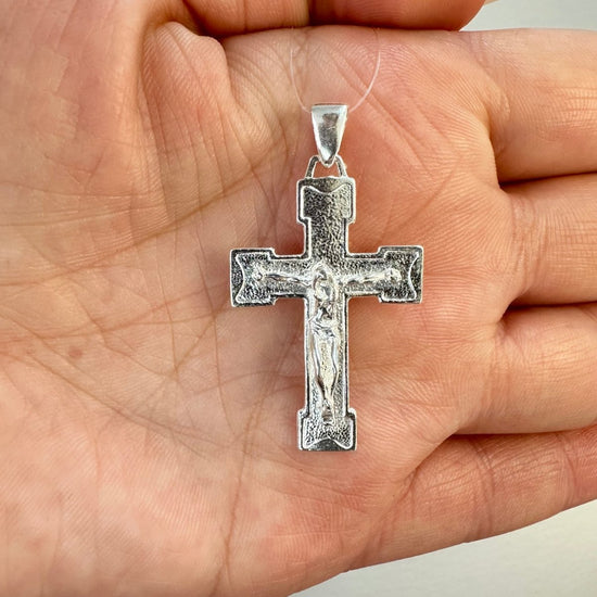 Silverkors Yrsa