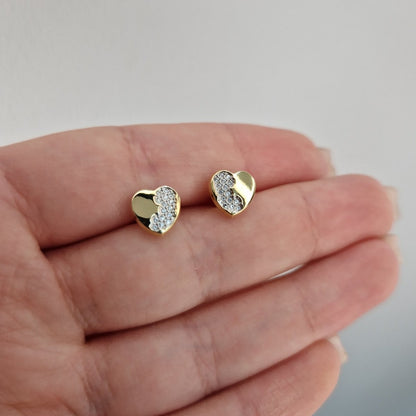 Örhängen hjärta i 18k guld