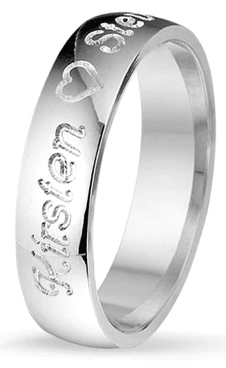 Personlig silverring med namn gravyr