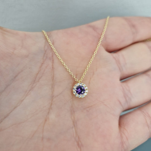 Carmose halsband med lila sten