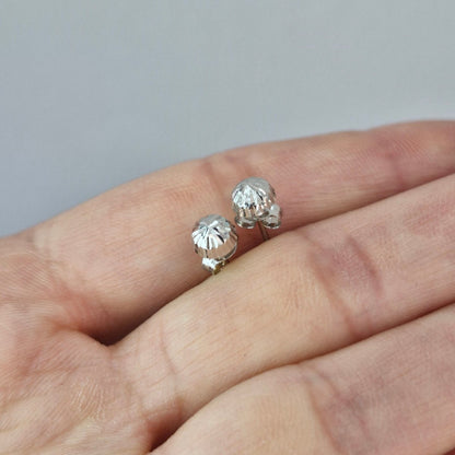 Facetterade Runda Örhängen 18k Vitguld