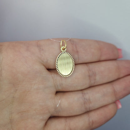 Gravyr bricka matt oval förgylld