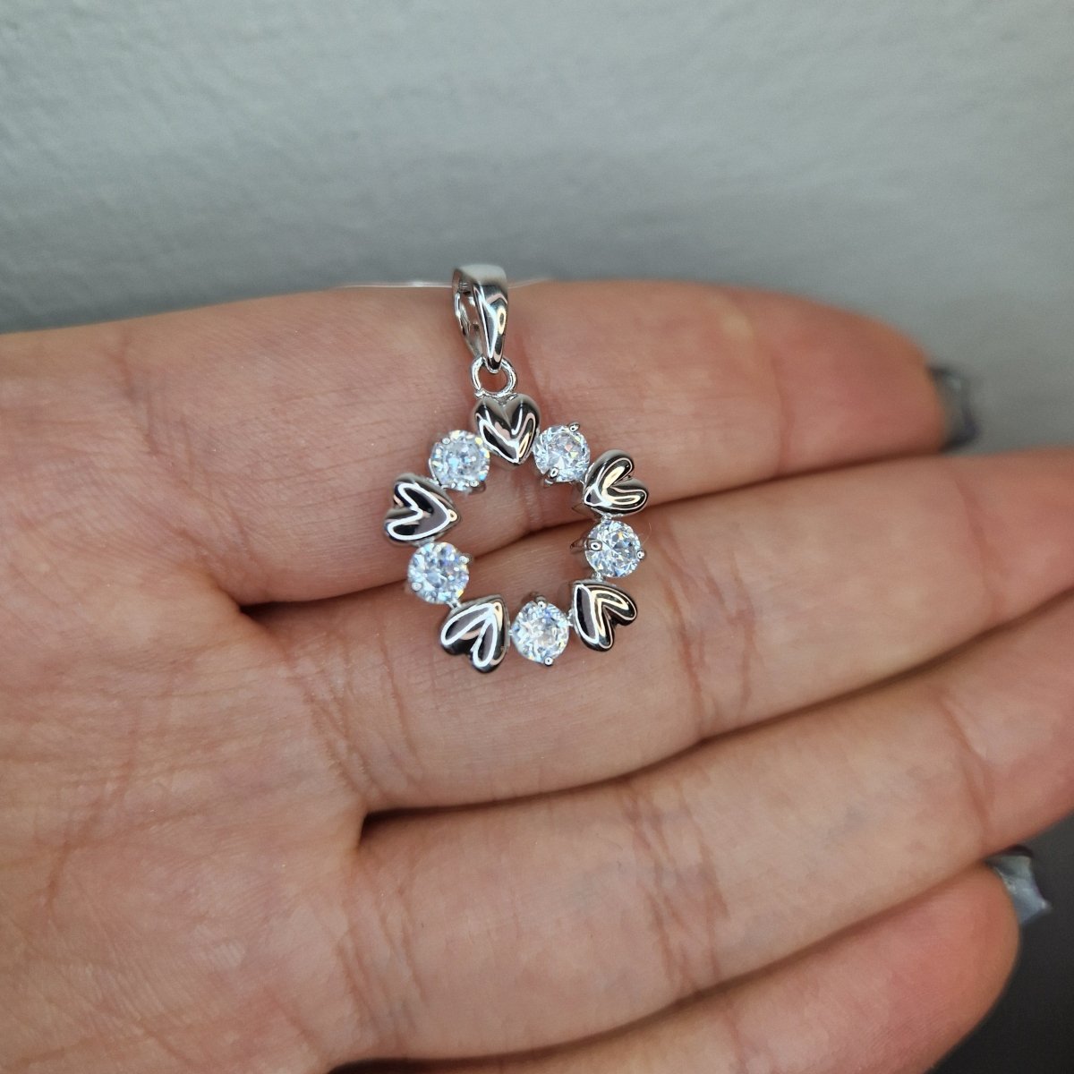 Hänge med hjärtan & stenar