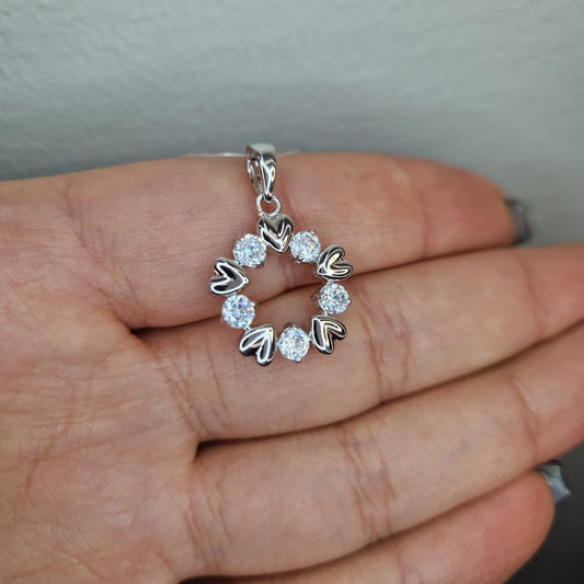 Hänge med hjärtan & stenar