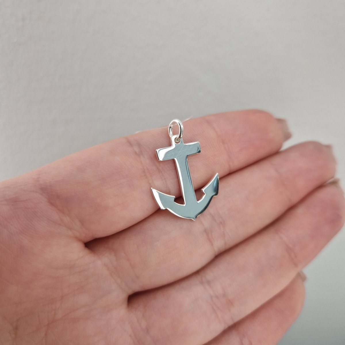 Hängsmycke ankare i silver