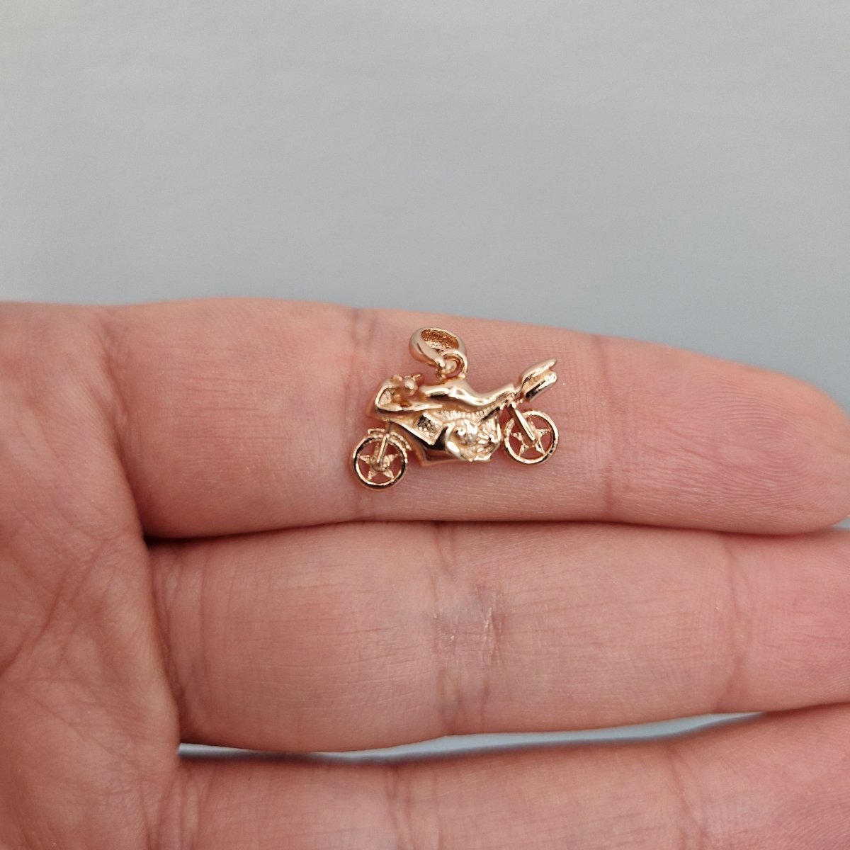 Hängsmycke Motorcykel rosé guld