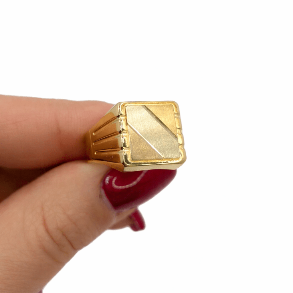 Klackring i tre färgat 18k guld