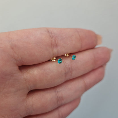 Örhängen rund med turkos cubic zirkonia 18k guld