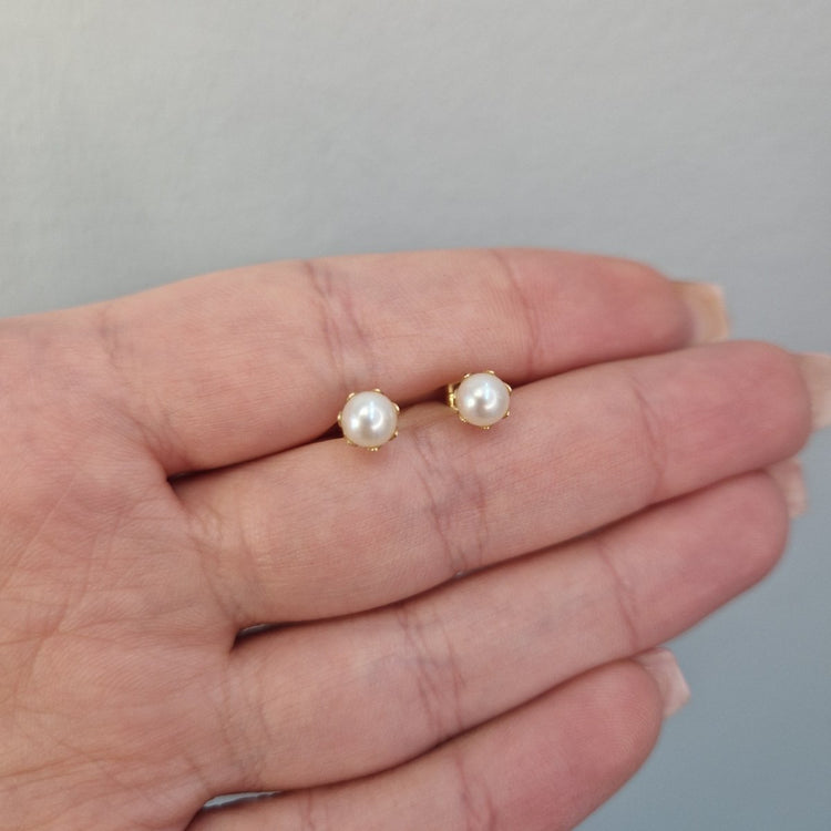 Pärlörhängen 18k guld 3-3,5mm vita med klor