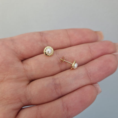 Pärlörhängen med krans 18k guld