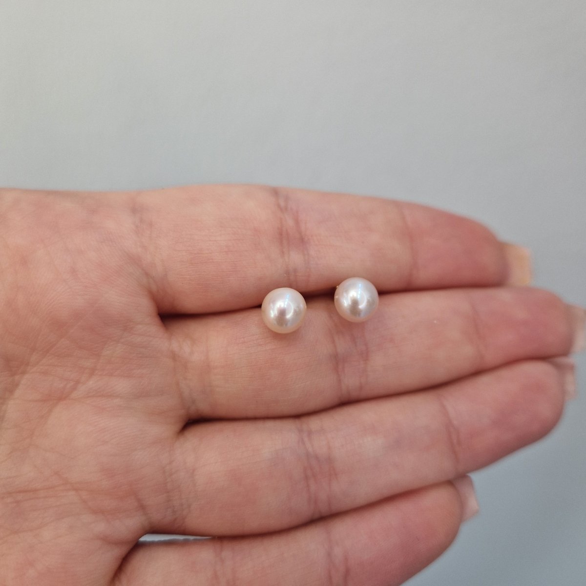 Pärlörhängen rosa 18k guld 6-6,5mm