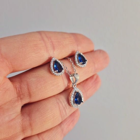  Carmose SET Blå med örhängen och ett halsband i äkta silver 925. 