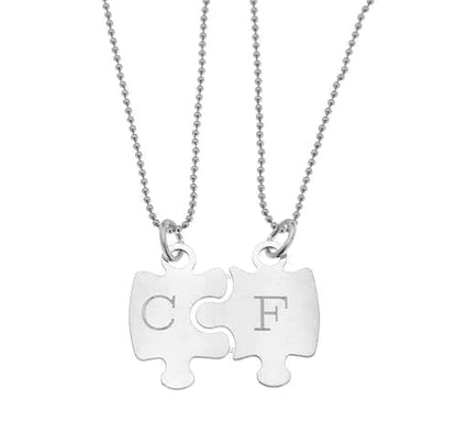 Pusselbitar brytbart dela med sin bästa vän