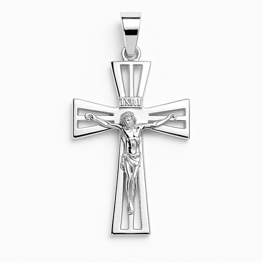 Kors i äkta silver med Jesus, genombruten design