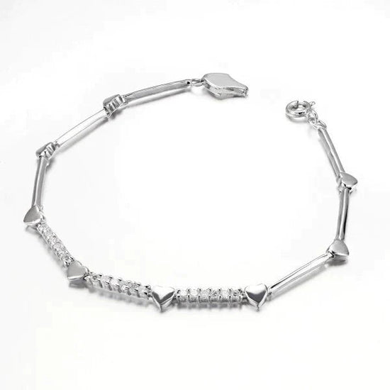 Stelt silver armband med stenar