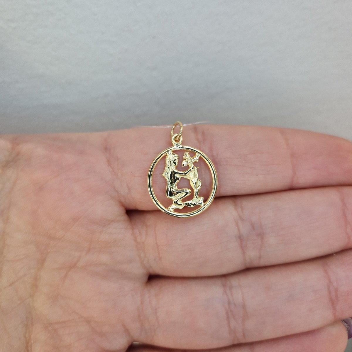 Stjärntecken jungfru i ring 18k guld