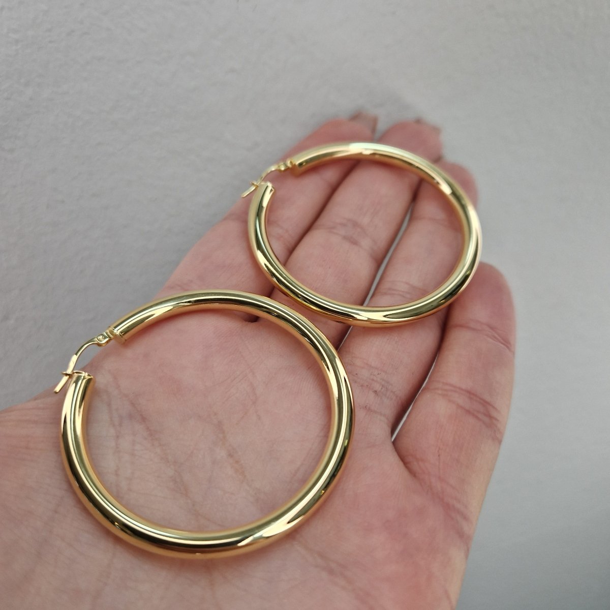 Stora creoler i 18k guld