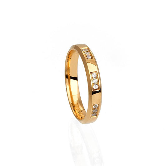 Vigselring smal med fin design och 9 diamanter i 18k guld